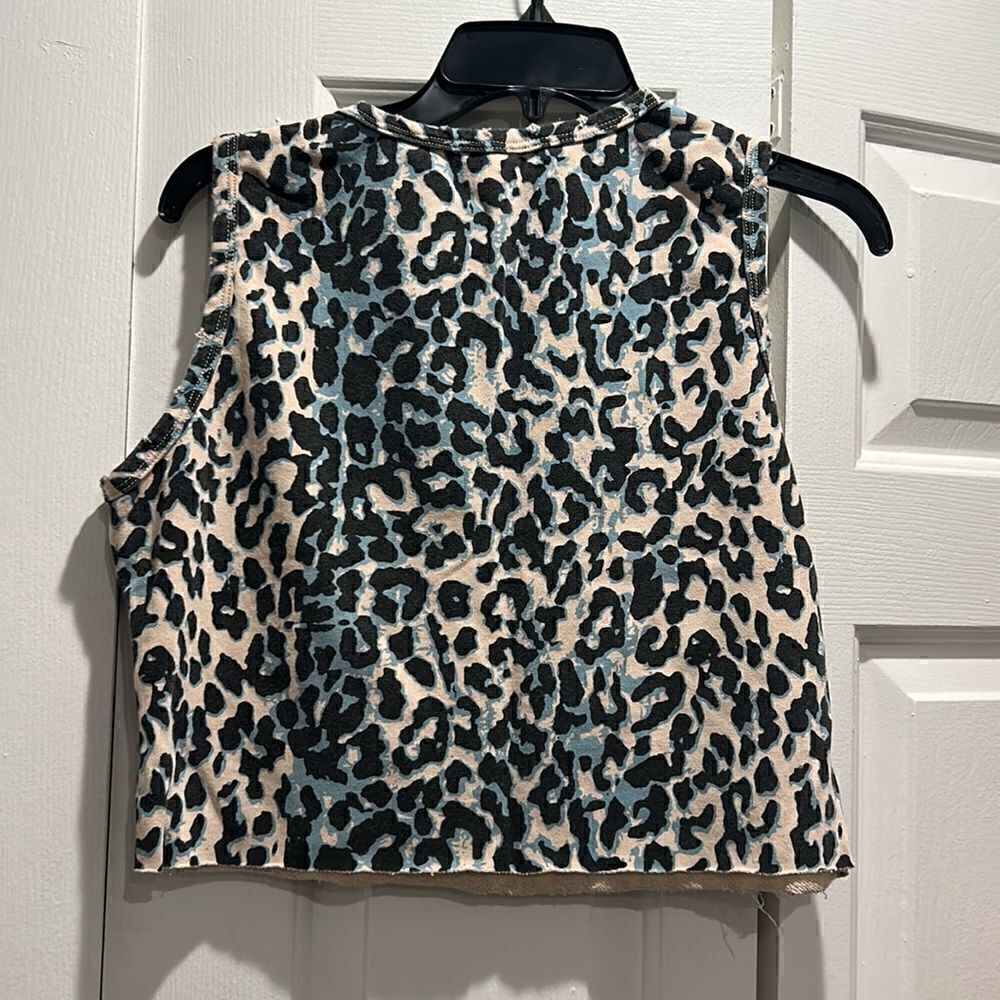Dance & Marvel Cropped Tank, Size Large - Picture 6 of 10